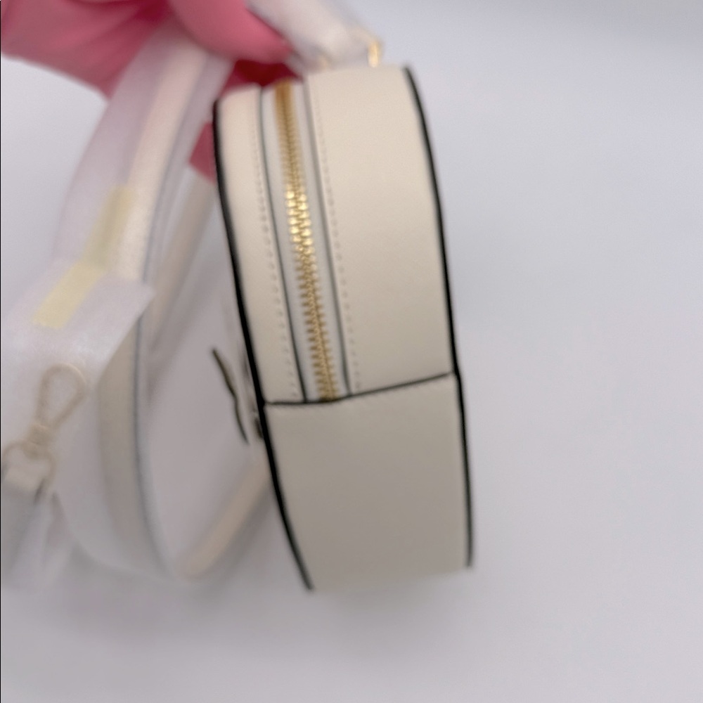 Kate Spade Love Shack Perforated Heart Crossbody Meringue - Picture 5 of 16